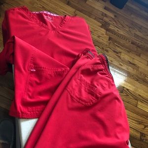 Women’s Scrub Set